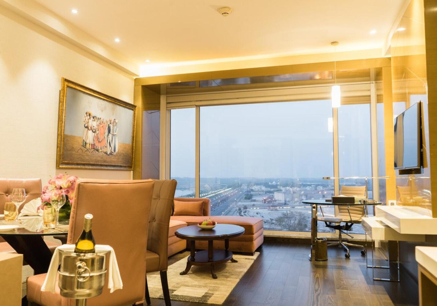Renaissance Lucknow Hotel, Gomti Nagar מראה חיצוני תמונה