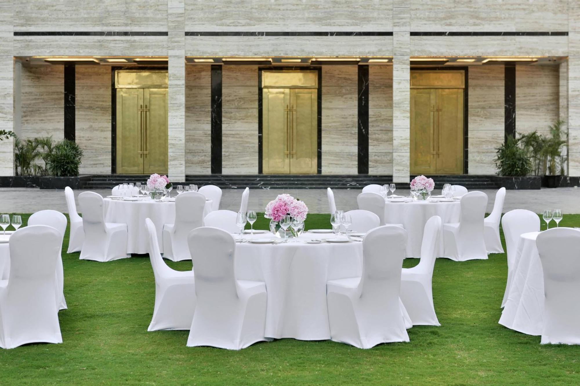 Renaissance Lucknow Hotel, Gomti Nagar מראה חיצוני תמונה