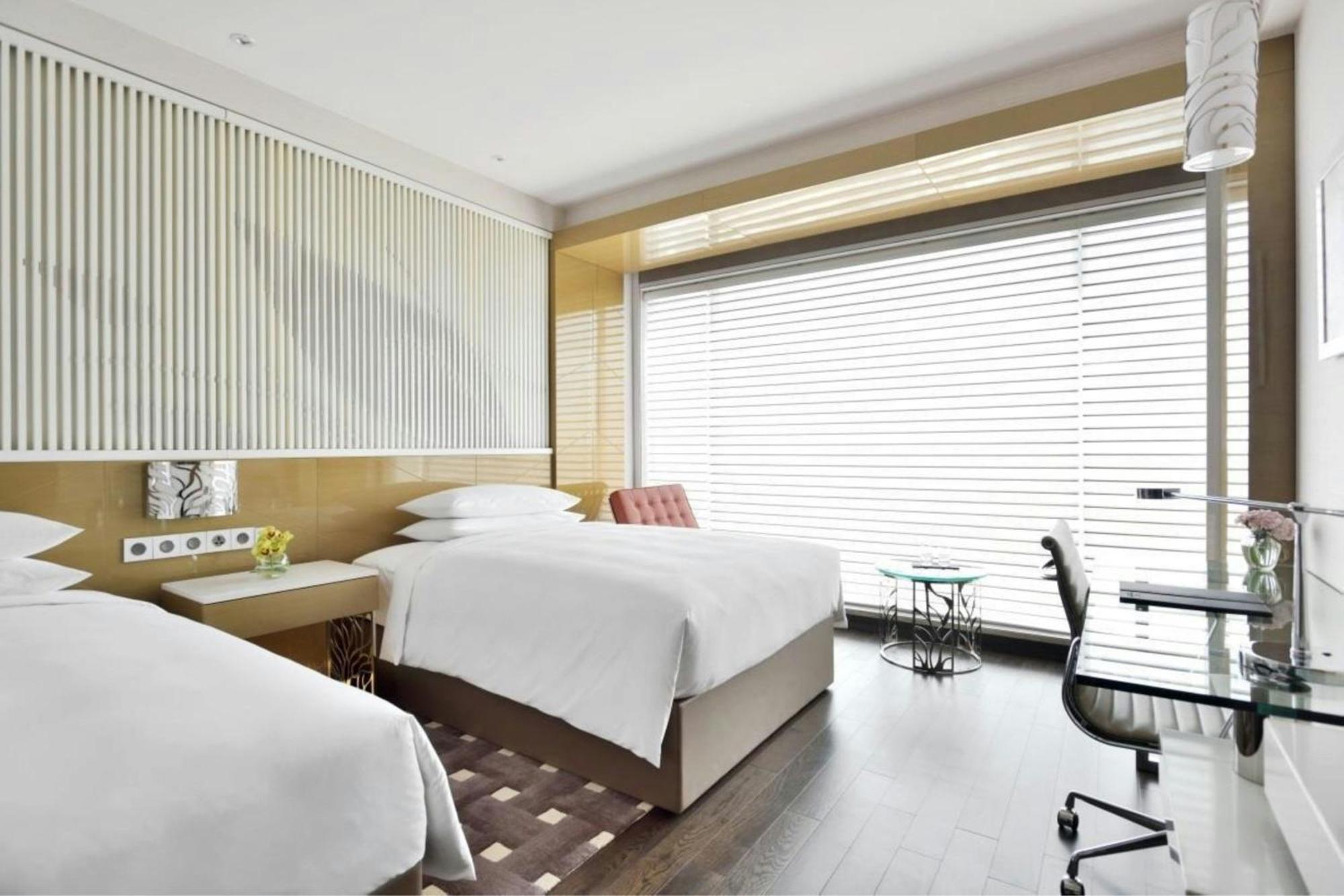 Renaissance Lucknow Hotel, Gomti Nagar מראה חיצוני תמונה
