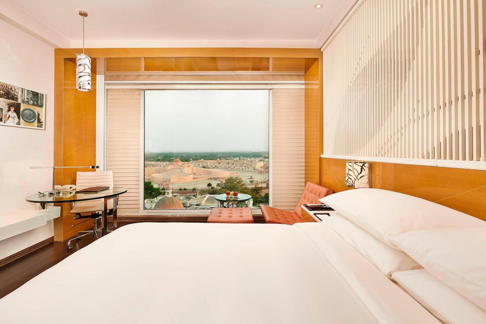 Renaissance Lucknow Hotel, Gomti Nagar מראה חיצוני תמונה