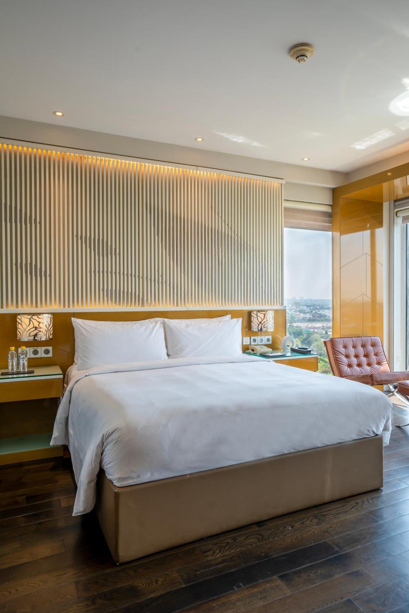 Renaissance Lucknow Hotel, Gomti Nagar מראה חיצוני תמונה