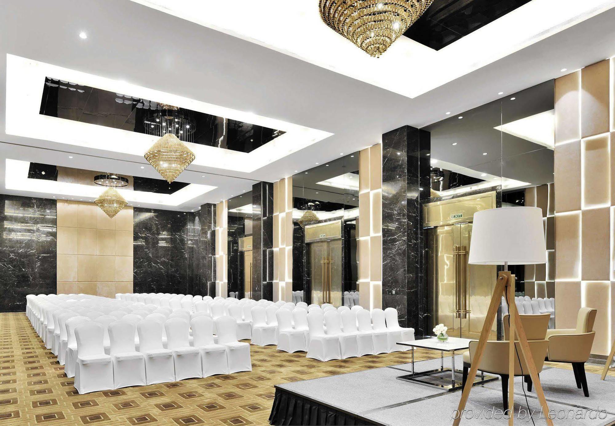 Renaissance Lucknow Hotel, Gomti Nagar מראה חיצוני תמונה